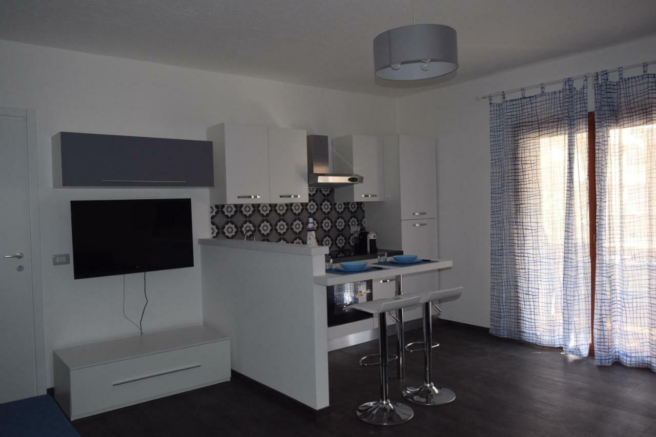 Appartamento I Puritani On The Beach Giardini-Naxos Exterior foto